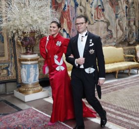Η πριγκίπισσα Victoria της Σουηδίας εντυπωσιακή - Ξεχώρισαν με φλόραλ & οι πριγκίπισσες, Madeleine & Sofia στην δεύτερη βραδιά των βραβείων Νόμπελ    - Κυρίως Φωτογραφία - Gallery - Video