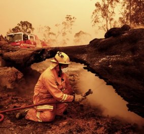Συνταρακτικές εικόνες από την Αυστραλία: Μια από τις μεγαλύτερες φυσικές καταστροφές στην ιστορία του πλανήτη  