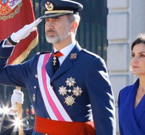 Βασιλικό ζεύγος Ισπανίας: Η επίσημη εμφάνιση & η βελούδινη μπλε μάξι τουαλέτα της Λετίσια (φωτό)