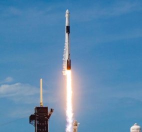 Εντυπωσιακές εικόνες & βίντεο από την εκτόξευση SpaceX – Ο Ελον Μασκ κατάφερε να «πετάξει» τους αστροναύτες με την Nasa  - Κυρίως Φωτογραφία - Gallery - Video