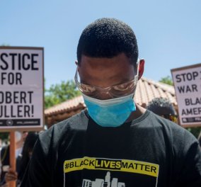 Black lives "don't" matter: Δεύτερος μαύρος κρεμασμένος από δέντρο - Το βίντεο ντοκουμέντο από την εν ψυχρώ δολοφονία ενός τρίτου  - Κυρίως Φωτογραφία - Gallery - Video