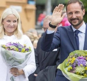 Ο διάδοχος του θρόνου της Νορβηγίας & η πριγκίπισσα Mette- Marit σε casual style: Κάνουν διακοπές στα βουνά & ορειβασία - Σκουφάκι & αθλητικά (φωτό)