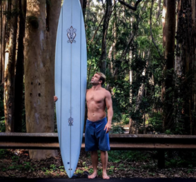 Απίστευτο: Surfer έχασε την σανίδα του στην Χαβάη τον Φεβρουάριο  - Την βρήκε 6 μήνες μετά στις Φιλιππίνες (φωτό) - Κυρίως Φωτογραφία - Gallery - Video