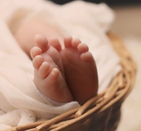 Πάτρα: Νεαρή γυναίκα γέννησε & την επόμενη μέρα διαγνώστηκε με κορωνοϊό  - Κυρίως Φωτογραφία - Gallery - Video