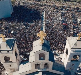 Πατριάρχης Σερβίας: Η κηδεία με την λαοθάλασσα στην οποία χοροστάτησε πριν κολλήσει κορωνοϊό  & πεθάνει  - Οι φωτό σοκάρουν 