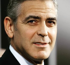 George Clooney on camera: Σφουγγαρίζω, βάζω πλυντήρια μέσα στην καραντίνα- Είμαι ο σεφ του σπιτιού (φωτό-βίντεο) - Κυρίως Φωτογραφία - Gallery - Video