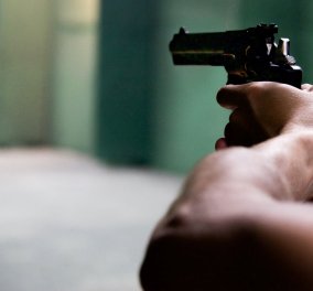 Δολοφονία στα Καλύβια: Πυροβόλησαν 60χρονο στο κεφάλι - 'Ηταν υπάλληλος στο Κέντρο Υγείας (φωτό - βίντεο) - Κυρίως Φωτογραφία - Gallery - Video