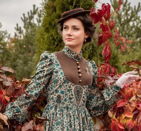 Αυτή η όμορφη νέα γυναίκα ντύνεται κάθε μέρα σαν να ζει στον 19ο αιώνα- Υπέροχο στυλ, φανταστικές εικόνες (φωτό) - Κυρίως Φωτογραφία - Gallery - Video