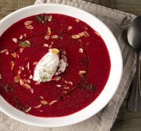 Κατακόκκινη & πεντανόστιμη : Η βελουτέ σούπα με  παντζάρι του Άκη τα έχει όλα - Υπέροχη γεύση - εντυπωσιακό χρώμα  - Κυρίως Φωτογραφία - Gallery - Video