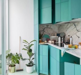 10 υπέροχες κουζίνες σε πράσινο χρώμα για ηρεμία στο σπίτι: Από την Λυών, το Τορίνο, τη Στοκχόλμη ως την Θεσσαλονίκη & την Αθήνα (φωτό) - Κυρίως Φωτογραφία - Gallery - Video