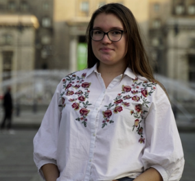 Τopwoman η 17χρονη Krystyna Paszko από την Πολωνία - Έφτιαξε ψεύτικο eshop καλλυντικών & βοήθησε θύματα ενδοοικογενειακής βίας (φωτό)  - Κυρίως Φωτογραφία - Gallery - Video
