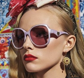 Εντυπωσιακά γυαλιά ηλίου στη νέα καμπάνια του Dolce & Gabbana: Η Άνοιξη και το Καλοκαίρι είναι γεμάτα χρώμα (φωτό & βίντεο)