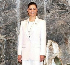 Ιέρεια του στυλ η Πριγκίπισσα Βικτώρια της Σουηδίας - Tres chic με μπεζ κοστούμι στην πρώτη δημόσια εμφάνιση μετά από έξι μήνες (φώτο)