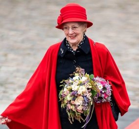 Με πλατύ χαμόγελο & ανοιξιάτικη εμφάνιση η βασίλισσα Mαργαρίτα της Δανίας - Στο βασιλικό γιοτ με κόκκινο μαντό & ασορτί καπέλο (φώτο)