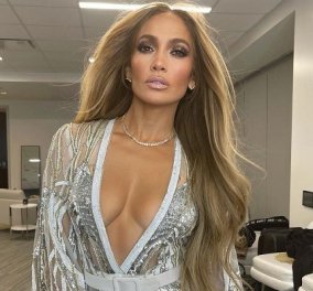 Η πιο γλυκιά στιγμή στο Vax Live: Η Jennifer Lopez ανέβασε την μαμά της στην σκηνή και τραγούδησαν μαζί, όπως όταν ήταν μικρή (φωτό & βίντεο) - Κυρίως Φωτογραφία - Gallery - Video