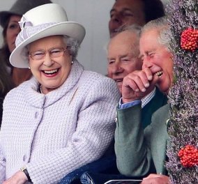 Awkward στιγμές με την βασίλισσα Ελισάβετ: Όταν την «τσάκωσαν» να σκαλίζει την μύτη της, όταν δεν αναγνώρισε την Μαντόνα (βίντεο) - Κυρίως Φωτογραφία - Gallery - Video