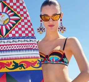 Καλοκαιρινός αέρας στην πιο πολύχρωμη συλλογή του Dolce & Gabbana: Μαγιό, ρούχα, αξεσουάρ… και φύγαμε για διακοπές (φωτό & βίντεο)