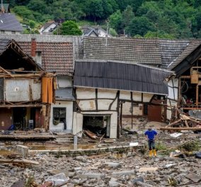Εικόνες αποκάλυψης στη Γερμανία: 156 οι νεκροί από τις πλημμύρες - Συγκλονίζει η μαρτυρία του Έλληνα Γιατρού (φώτο-βίντεο) - Κυρίως Φωτογραφία - Gallery - Video