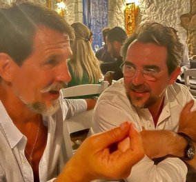 Πρίγκιπες Παύλος & Νικόλαος μαζί σε σπάνιο κλικ από την Μαρί Σαντάλ - το πάρτι για τα γενέθλια της Ολυμπίας στις Σπέτσες (φωτό) - Κυρίως Φωτογραφία - Gallery - Video
