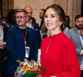 Οι σικ εμφανίσεις της πριγκίπισσας Μαίρης της Δανίας: Το κατακόκκινο φόρεμα, το μπλε ηλεκτρίκ & μια παντελόνα του ονείρου (φωτό) - Κυρίως Φωτογραφία - Gallery - Video