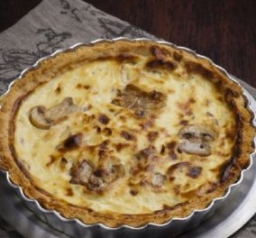Γιάννης Λουκάκος: Μας προτείνει τάρτα με μανιτάρια σοτέ, κατσικίσιο τυρί και λάδι λευκής τρούφας – Γκουρμέ και απολύτως γευστικό πιάτο