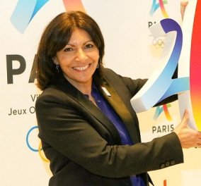 Η φιλόδοξη σοσιαλίστρια δήμαρχος του Παρισιού, Αν Ινταλγκό, κατεβαίνει υποψήφια πρόεδρος της Γαλλίας (φωτό & βίντεο)