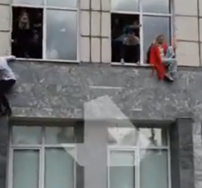 Μακελειό στη Ρωσία: Ένοπλος άνοιξε πυρ σε πανεπιστήμιο - 8 νεκροί, οι φοιτητές πηδούσαν από τα παράθυρα (φωτό - βίντεο)