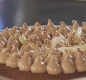 Στέλιος Παρλιάρος: Κρέμα namelaka - μια λαχταριστή τούρτα σοκολάτας γάλακτος με άρωμα λεμονιού - Κυρίως Φωτογραφία - Gallery - Video