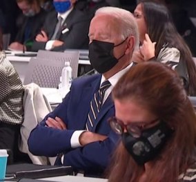 COP26: Η στιγμή που ο Τζο Μπάιντεν & ο Μπόρις Τζόνσον αποκοιμήθηκαν στην διάσκεψη (βίντεο)
