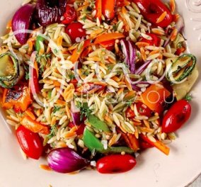 Ντίνα Νικολάου: Κριθαράκι λαχανικών - η χαρά των χρωμάτων και των γεύσεων σε ένα γεύμα