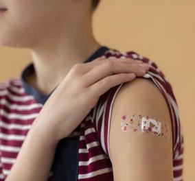 Κορωνοϊός: Την Παρασκευή ανοίγει η πλατφόρμα για τον εμβολιασμό παιδιών 5-11 ετών (βίντεο)
