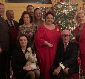 Τα πρώτα Χριστούγεννα της νέας Ρωσίδας royal, Rebecca Romanoff - στα κόκκινα όλη η πληθωρική οικογένεια (φωτό) - Κυρίως Φωτογραφία - Gallery - Video