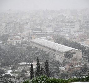Έπεσαν τα πρώτα χιόνια στο κέντρο της Αθήνας:  Πώς διεξάγεται η κυκλοφορία στην Αττική - Σε ετοιμότητα ο κρατικός μηχανισμός (φωτό - βίντεο) - Κυρίως Φωτογραφία - Gallery - Video