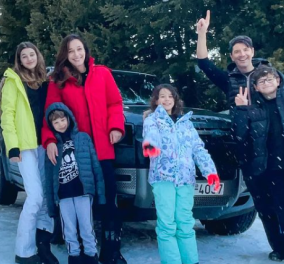 Ο Σάκης Ρουβάς γιόρτασε την γιορτή του με την πανέμορφη οικογένειά του στα χιόνια - Και Covid free παρακαλώ! (φωτό)