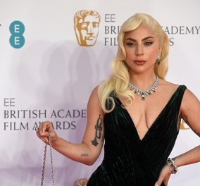 H Lady Gaga ήταν η βασίλισσα στις βραδιές των BAFTA & Critics Choice Awards - με τουαλέτες Gucci και Ralph Lauren (φωτό & βίντεο)