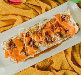 Ντίνα Νικολάου: Τούρτα carrot cake με πλούσια κρέμα «τσουρέκι» - εντυπωσιακή & πεντανόστιμη