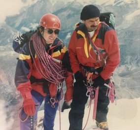 Αντώνης Συκάρης - τραγική ειρωνεία: Οι δύο Έλληνες ορειβάτες που τίμησε πριν «φύγει» - πέθαναν & αυτοί στα Ιμαλάια (φωτό) - Κυρίως Φωτογραφία - Gallery - Video