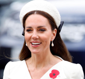 Η πριγκίπισσα Κέιτ Μίντλετον με κατάλευκο σύνολο: Ζαχαρί μαντώ & ασορτί καπέλο πλάι στον ''επίσημο'' πρίγκιπα William - Κυρίως Φωτογραφία - Gallery - Video