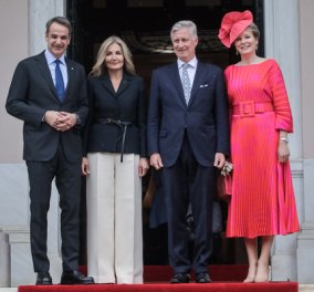 Στο Μέγαρο Μαξίμου το βασιλικό ζεύγος του Βελγίου - Τους υποδέχτηκαν ο Κυριάκος και η Μαρέβα Μητσοτάκη (φωτό)