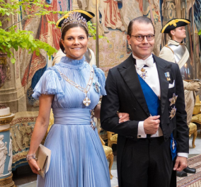 Super Gala στη Στοκχόλμη: Βασιλιάδες & Πρίγκιπες καλωσορίζουν τους Φινλανδούς γείτονες - Ταφτάδες, μεταξωτά σιφόν & διαμάντια - Κυρίως Φωτογραφία - Gallery - Video