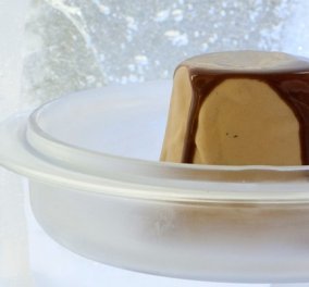 Στέλιος Παρλιάρος: Παγωμένη κρέμα με καφέ και σος σοκολάτας - ένας υπέροχος συνδυασμός γεύσεων  - Κυρίως Φωτογραφία - Gallery - Video