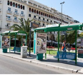 Θεσσαλονίκη: 1.5 ώρα έκλαιγε ο 11χρονος που τον κατέβασαν από το λεωφορείο επειδή δεν είχε μάσκα - στο αυτόφωρο ο οδηγός (βίντεο)