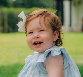 Αυτή είναι η κοκκινομάλλα Lilibet Diana: H κορούλα της Meghan Markle & του πρίγκιπα Harry έγινε 1 έτους  - Κυρίως Φωτογραφία - Gallery - Video