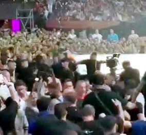 MAD VMA 2022: Χαμός στην εκδήλωση - Γνωστοί τράπερς πιάστηκαν στα χέρια (βίντεο)