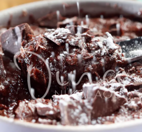 Ντίνα Νικολάου:  Κρέμα σοκολάτας παγωμένη με πραλίνα φουντουκιού - Το top γλυκό του καλοκαιριού   - Κυρίως Φωτογραφία - Gallery - Video