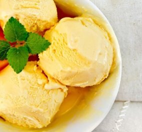 Η συνταγή του Δημήτρη Σκαρμούτσου για σπιτικό παγωτό βερίκοκο χωρίς παγωτομηχανή- το απόλυτο και δροσερό καλοκαιρινό επιδόρπιο!