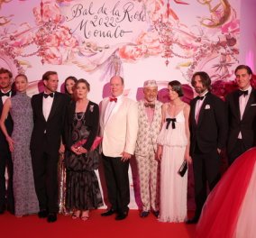 Bal de la Rose: Λαμπεροί οι royals του Μονακό - ο Αλβέρτος με την πριγκίπισσα Καρολίνα & τα παιδιά της… άφαντη η Σαρλίν (φωτό & βίντεο) - Κυρίως Φωτογραφία - Gallery - Video