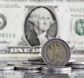 Η ισοτιμία του ευρώ άγγιξε το ένα προς ένα με το δολάριο - για πρώτη φορά μετά από 20 χρόνια