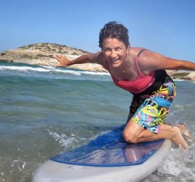 Η Άλκηστις Πρωτοψάλτη «δαμάζει» τα κύματα και στέλνει θαλασσινή καλημέρα από τις Κυκλαδες (φωτό) - Κυρίως Φωτογραφία - Gallery - Video