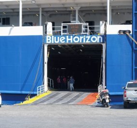 Απίστευτη ταλαιπωρία για 1050 έπιβαίνοντες στο «Blue Horizon» -Έπαθε βλάβη η μηχανή του & φτάνει αργά στον Πειραιά από Κρήτη  - Κυρίως Φωτογραφία - Gallery - Video